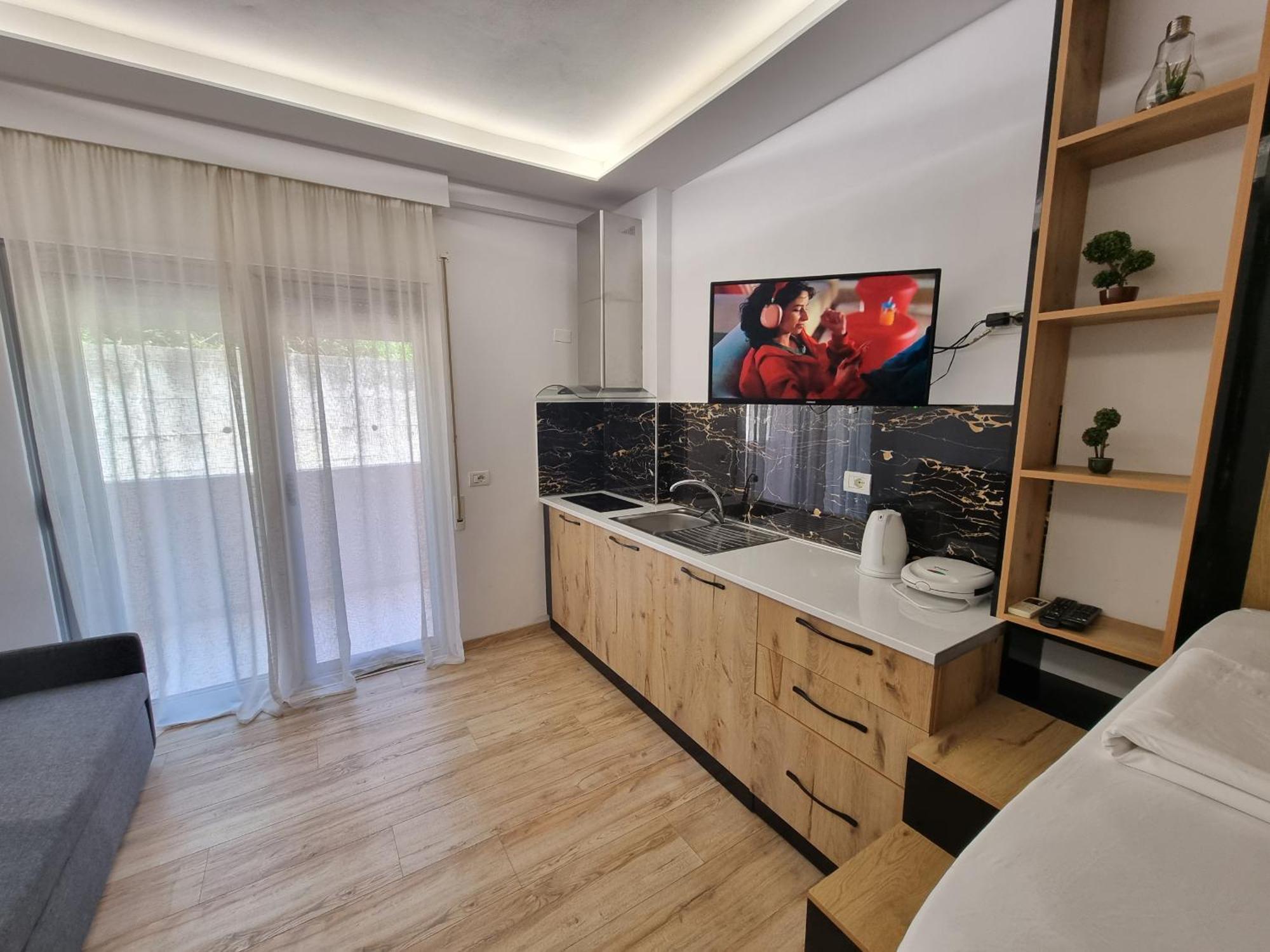 Teo'S Deluxe Studios Vlorë Εξωτερικό φωτογραφία